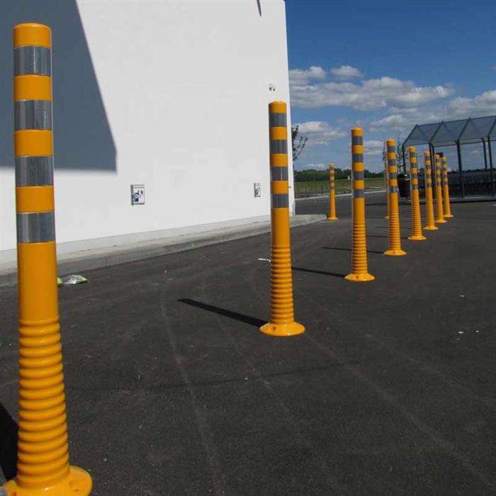 Tan Yellow/Black Flexible Bollard 1000mm