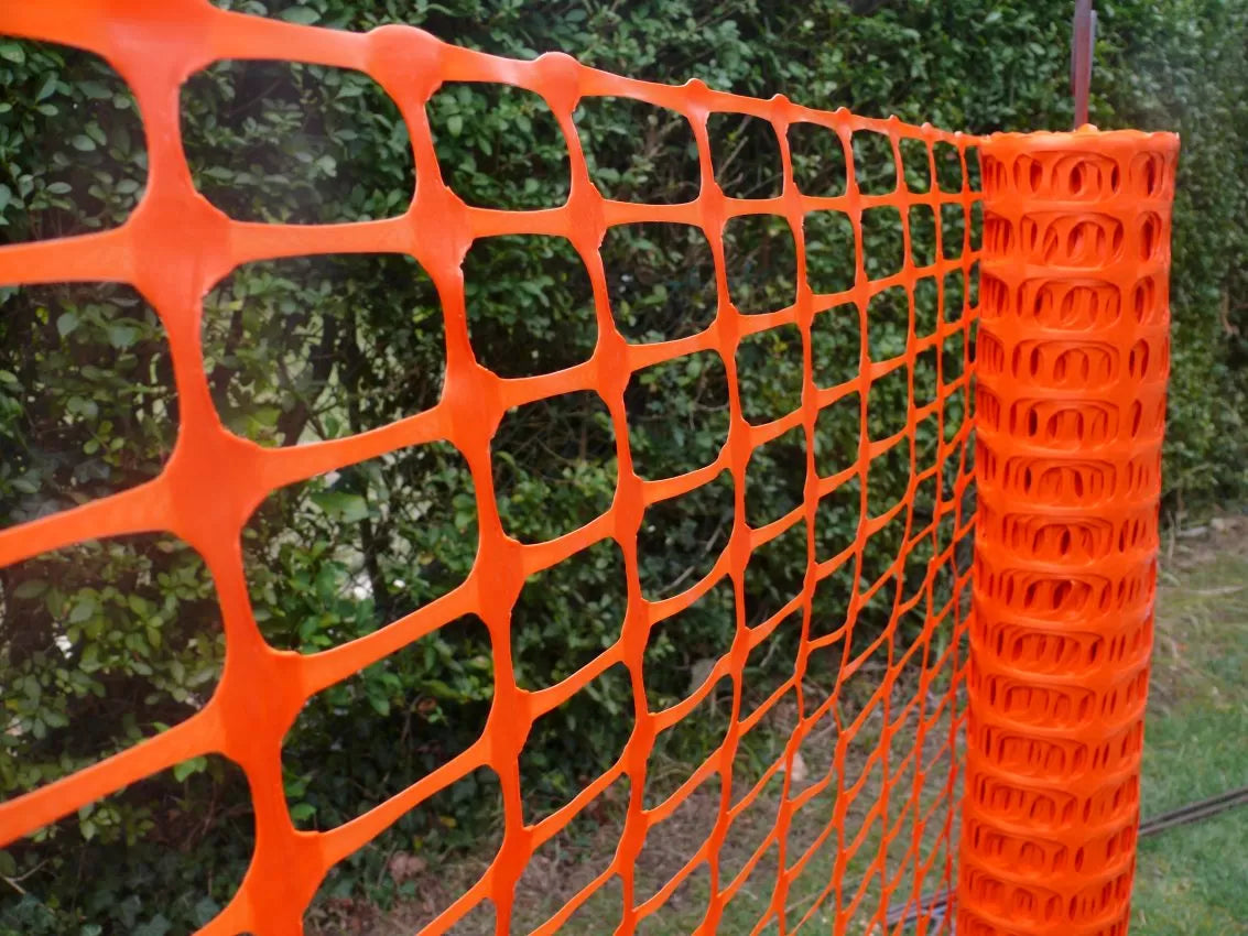 Chocolate Barrier Warning Mesh Essential Perimeter Fencing For Construction Site Safety