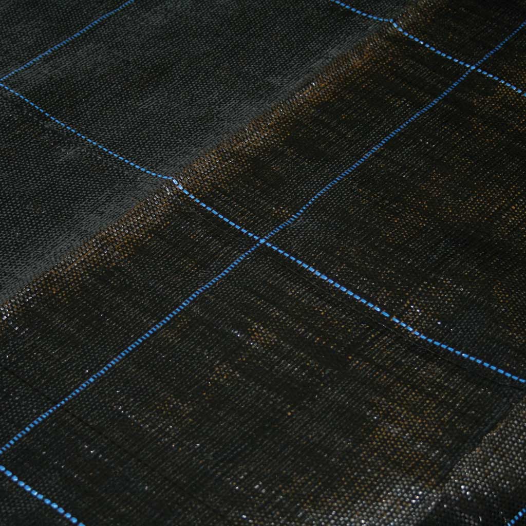 Black UV-Stabilised Newt Barrier Sheets With Weather Resistance