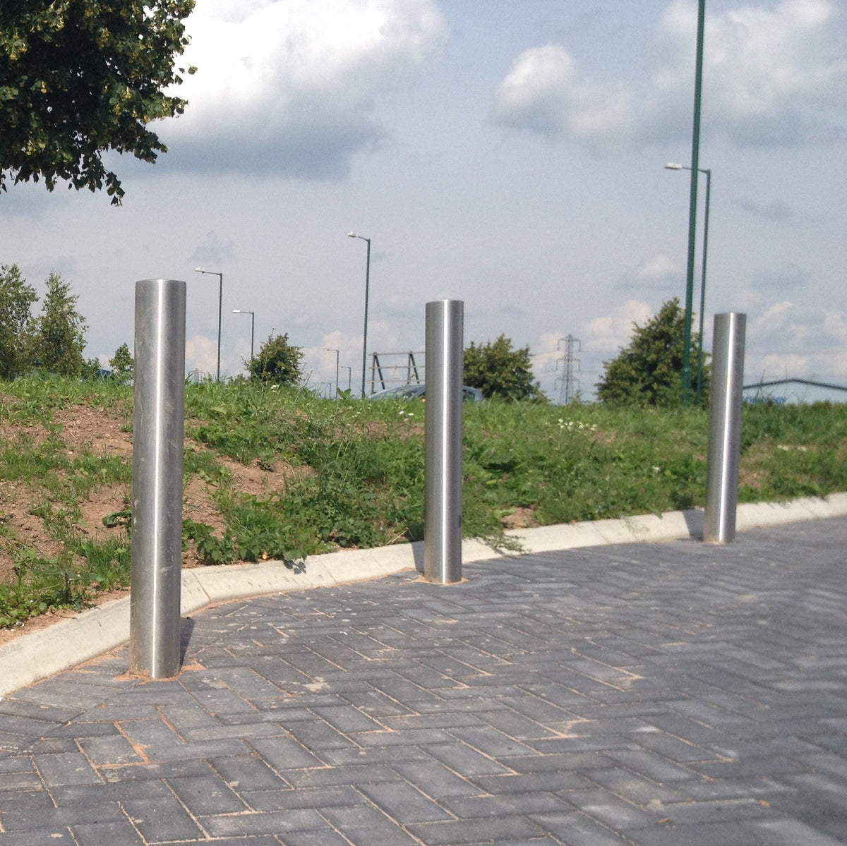 Dark Gray 48mm - 204mm Stainless Steel Plain Round Bollard 1000mm Above Ground